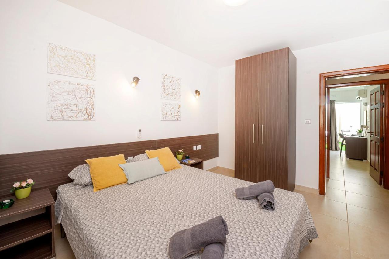 Summer Breeze 3 Bedroom Family Maisonette With Sunny Terrace In Mellieha - By Getawaysmalta Exterior foto