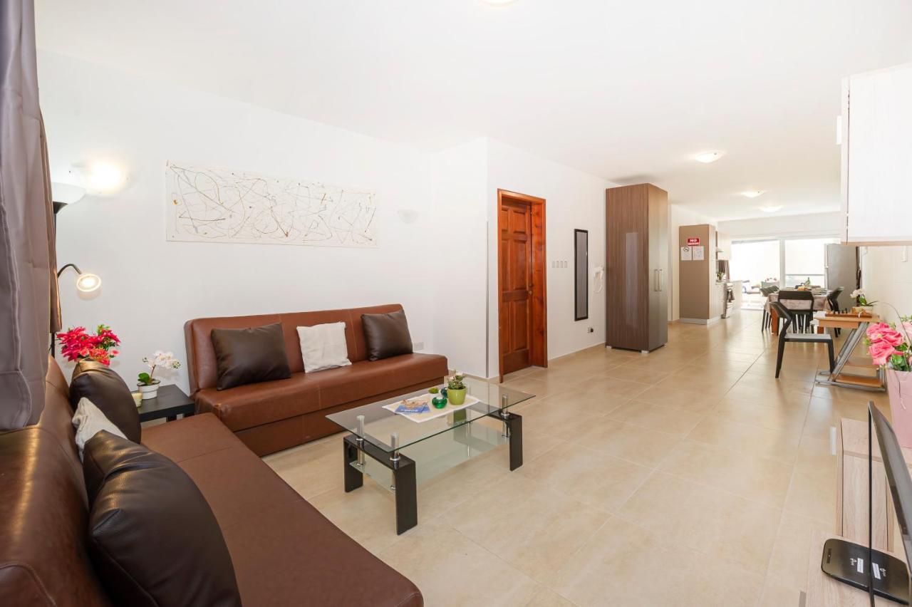 Summer Breeze 3 Bedroom Family Maisonette With Sunny Terrace In Mellieha - By Getawaysmalta Exterior foto
